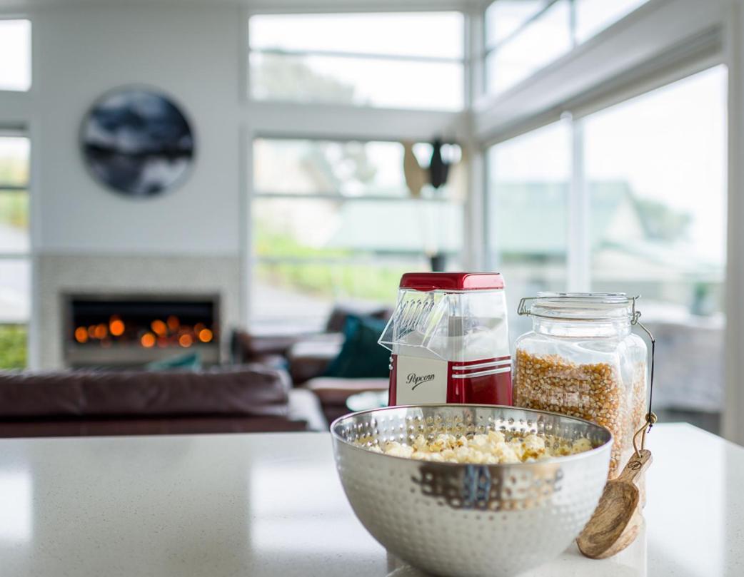 Love Akaroa Retreat Экстерьер фото